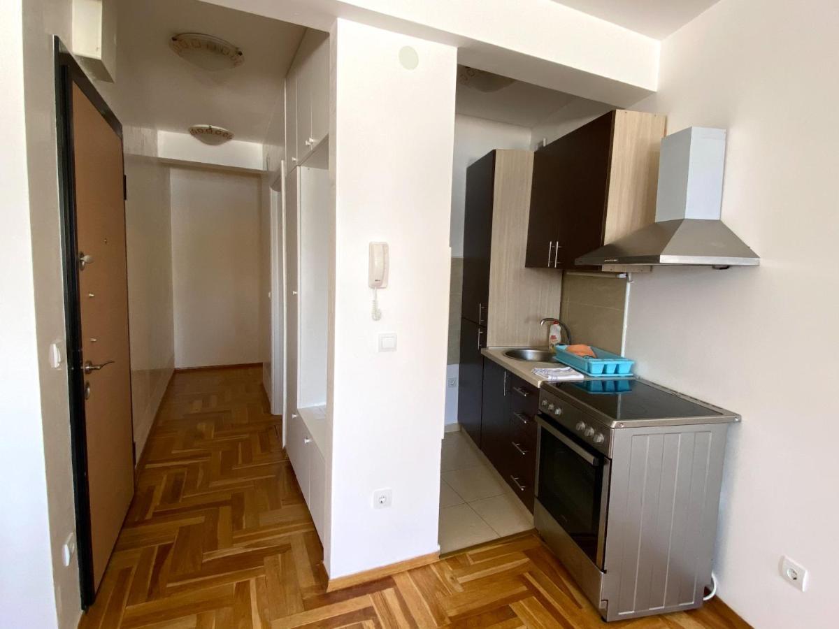 Apartments First Line Petrovac المظهر الخارجي الصورة
