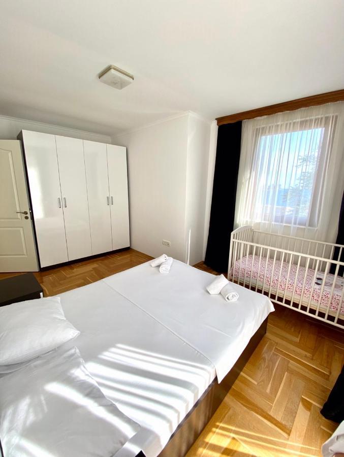 Apartments First Line Petrovac المظهر الخارجي الصورة