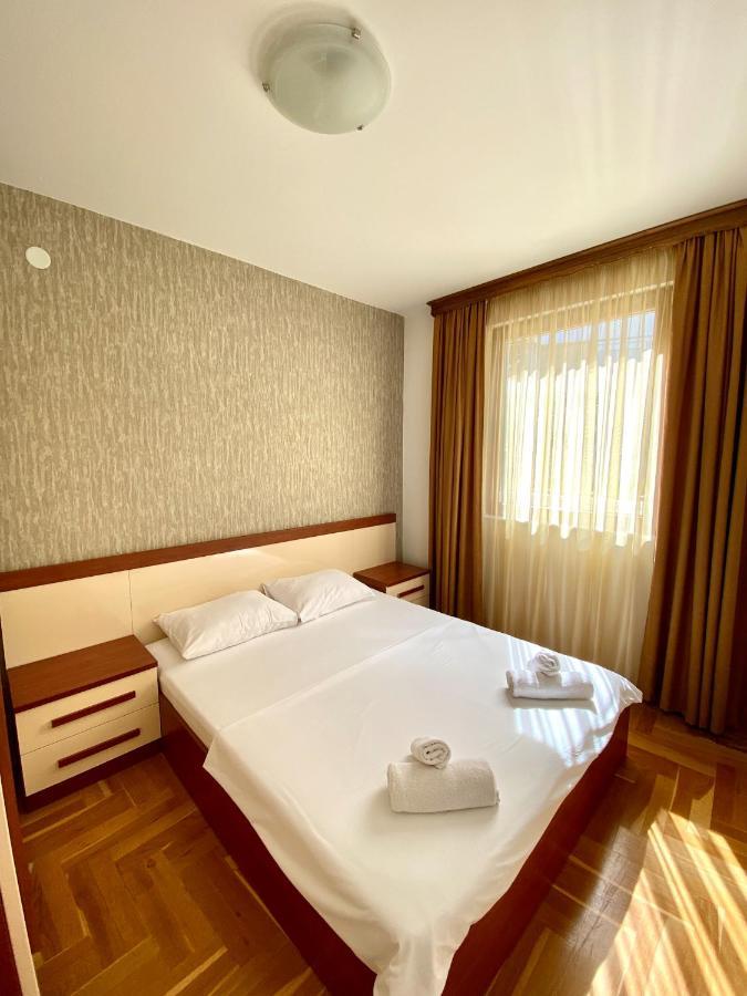 Apartments First Line Petrovac المظهر الخارجي الصورة