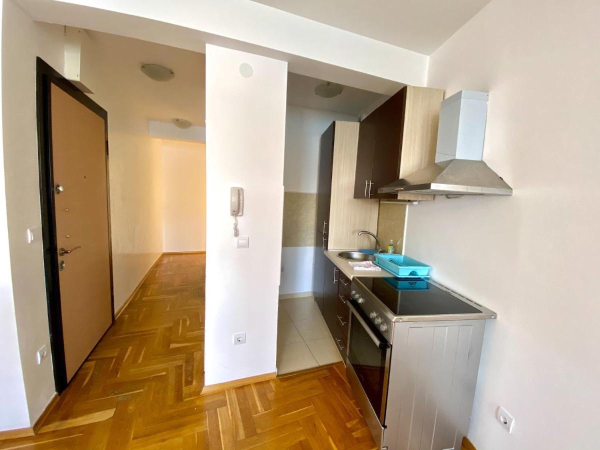 Apartments First Line Petrovac المظهر الخارجي الصورة
