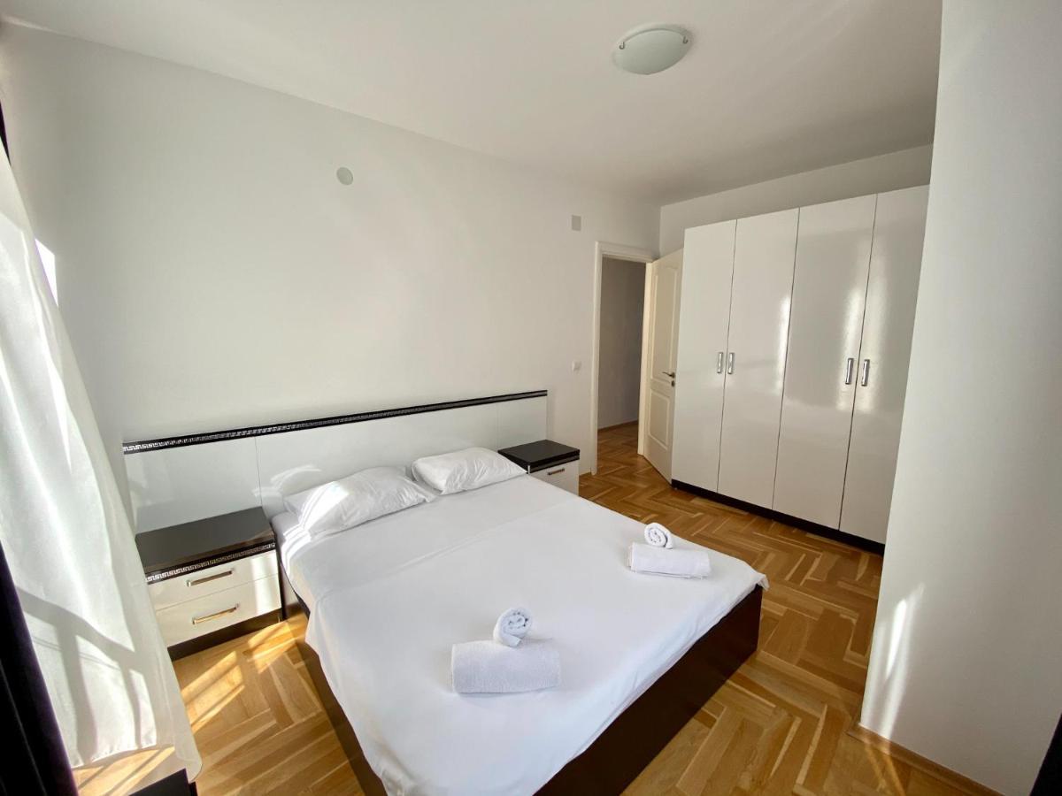 Apartments First Line Petrovac المظهر الخارجي الصورة