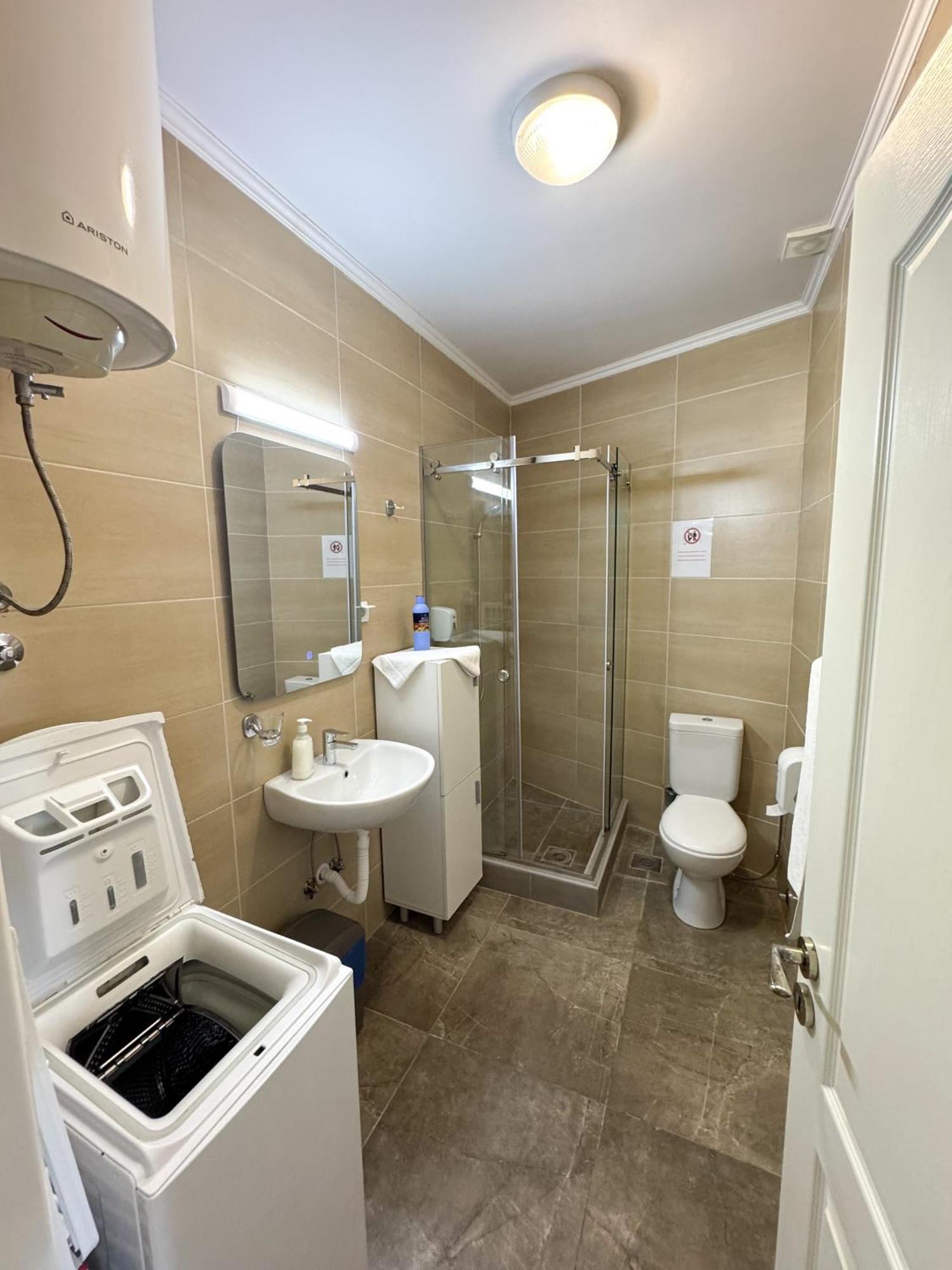 Apartments First Line Petrovac المظهر الخارجي الصورة