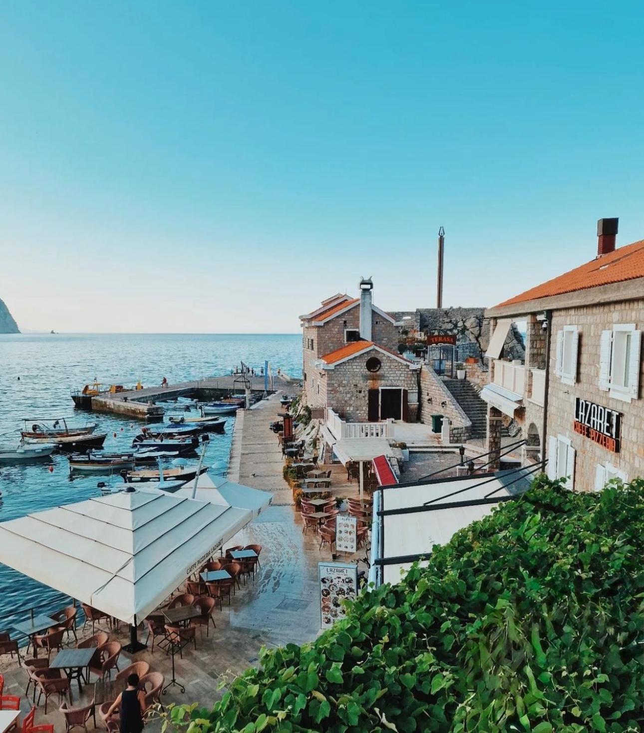 Apartments First Line Petrovac المظهر الخارجي الصورة