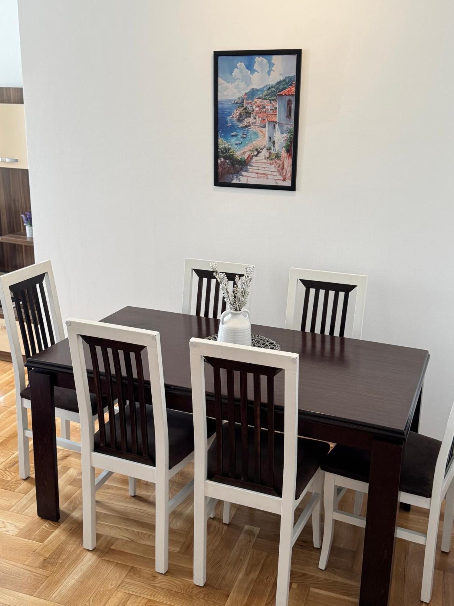 Apartments First Line Petrovac المظهر الخارجي الصورة