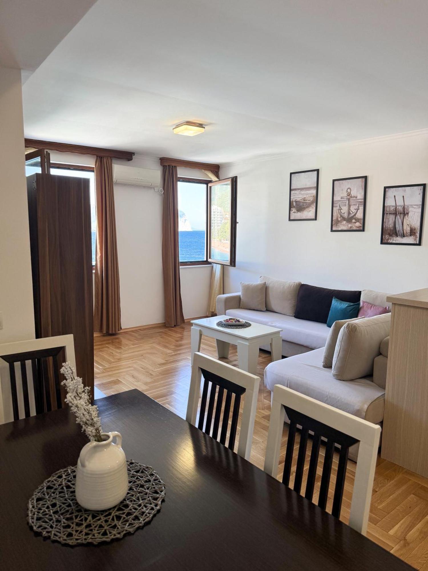 Apartments First Line Petrovac المظهر الخارجي الصورة