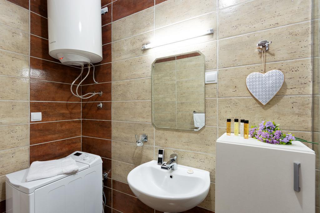 Apartments First Line Petrovac المظهر الخارجي الصورة